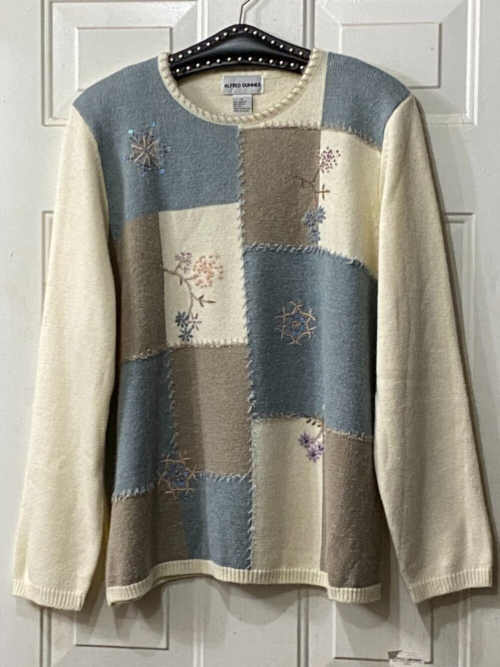 NWT VTG Alfred Dunner Sz XL Womens Sweater Pullover White/Gray/Tan Embroidered
